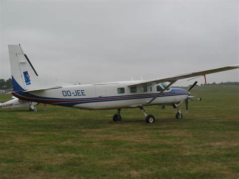 Cessna 208 Caravan photo