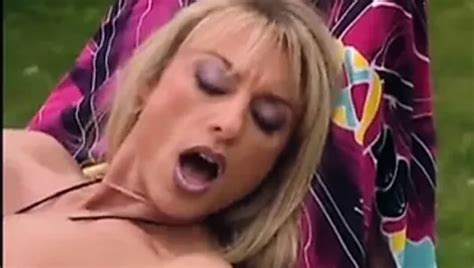 Free MILF Clit Videos XHamster