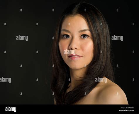 Studio Portrait Of Young Beautiful Japanese Woman Stock Photo Alamy