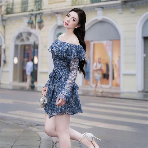 Sao Việt 15 4 Minh Hằng diện bikini khoe vóc dáng Phương Thanh mê Mono