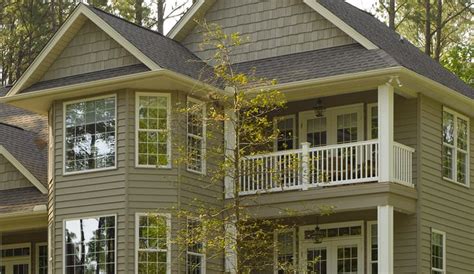 This Is The Certainteed Cypress Green Siding With Cream Trim Green