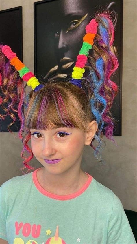 Penteados Malucos Femininos - 120 ideias de Penteado Maluco | penteados malucos, cabelo maluco ...