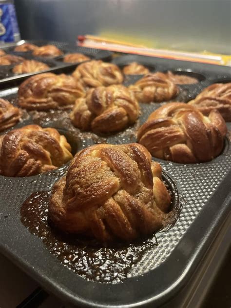 Latticed Cinnamon Buns R Breadit