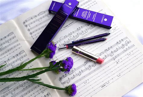 Beauty Unearthly By Terry Hyaluronic Sheer Nude Hydra Balm Nude Pulp Perfect Lip Liner