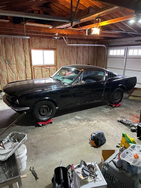 1966 Ford Mustang 2 Barn Finds