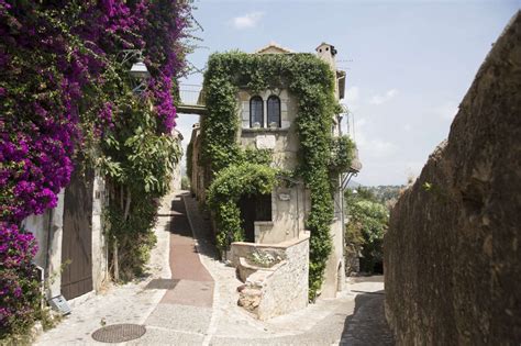 La Vie En Rose A 12th Century Poet S Villa In St Paul De Vence