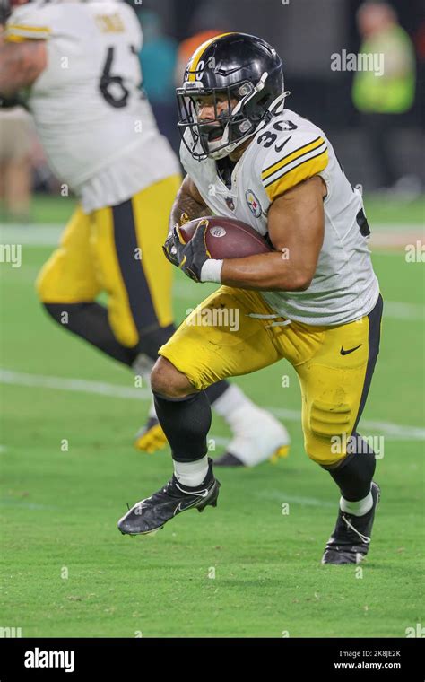 Jaylen warren steelers hi-res stock photography and images - Alamy