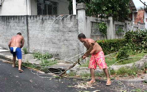 Veja Fotos Da Destrui O Causada Por Chuva Forte Em Manaus Fotos Em