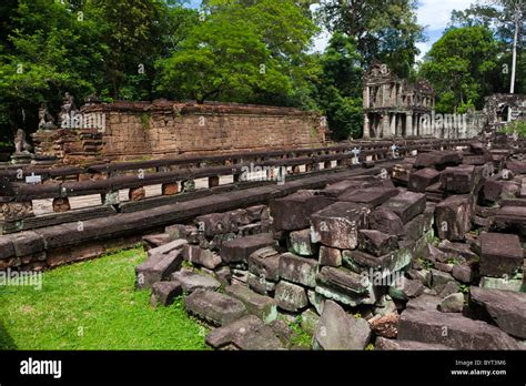 Preah Khan Sacred Sword Angkor Unesco World Heritage Site Cambodia