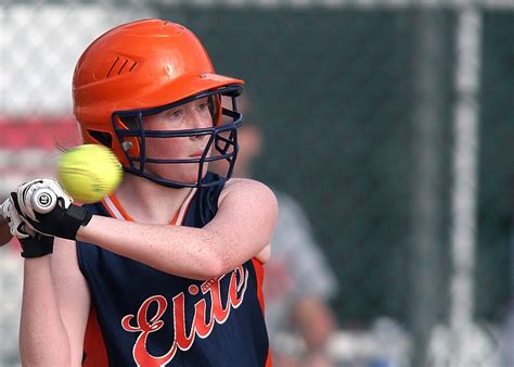 Softball Batter Female Free Photo On Pixabay