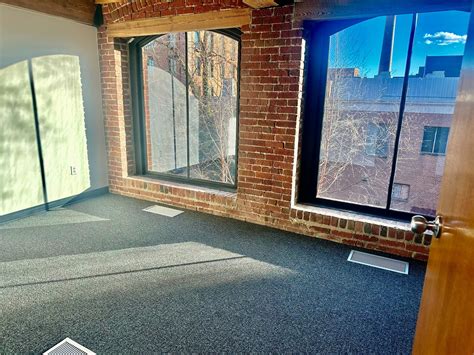 1054-1066 31st St NW, Washington, DC 20007 - Canal Square | LoopNet