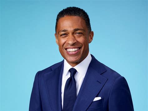 Good Morning America Anchor T J Holmes Reportedly Files For Divorce