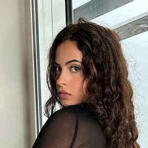 Thisishajj Nude OnlyFans Fapullo