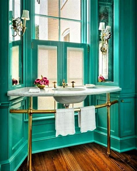 Pin By Erika Gosse On Powder Rooms Blue Green Rooms Turquoise