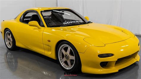 Mazda Rx 7 Yellow