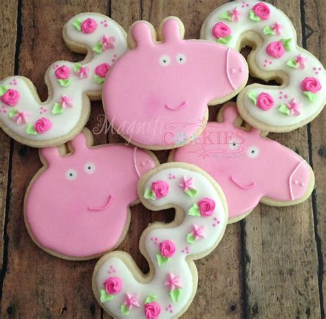 Personalized Peppa Pig decorated Cookies by Magnificookies on Etsy