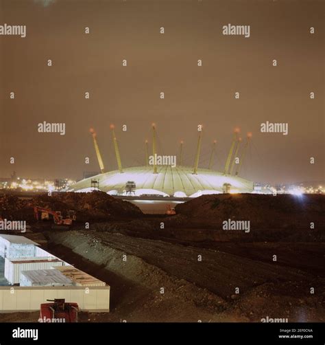 The Millennium Dome under construction Stock Photo - Alamy