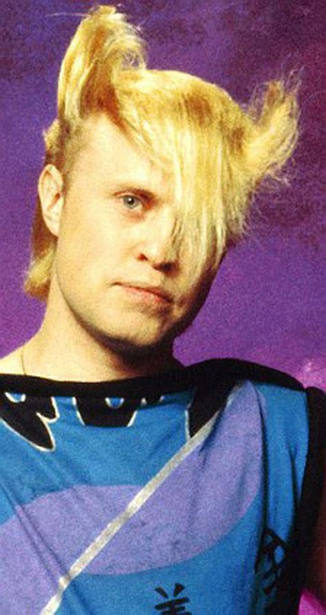 Flock Of Seagulls Hair - Wavy Haircut