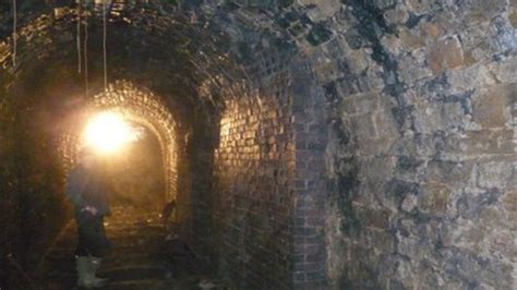 Archaeologists Find Worlds Oldest Railway Tunnel In Derbyshire Bbc