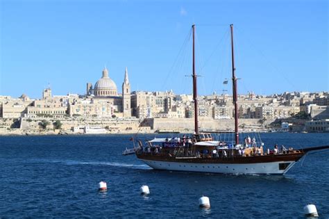 島がまるごと世界遺産！地中海に浮かぶマルタ共和国！の写真（世界遺産の首都・バレッタを望む）