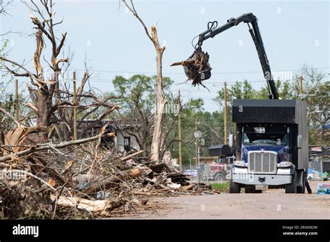 Reportage Usda Visit To Survey Ef4 Tornado Disaster Area In Rolling Fork Ms On April 12 2023