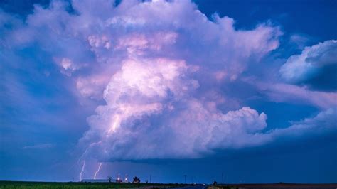 Des risques d orages de tornade et des ressentis de 40 degrés prévus