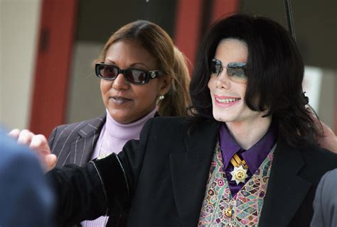 Michael Jackson Estate Says Ex-Manager Cannot Start a Foundation in His Name Or Use His Likeness ...