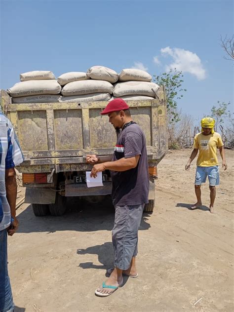 Dukung Pembangunan Nu Center Waka Ansori Salurkan Bantuan Sak