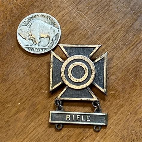 Vtg Us Army Rifle Maltese Cross Wwii Medal Military Pin Sterling Silver