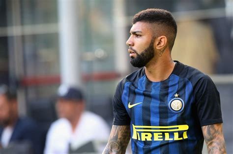 Cr7 Gabigol Kaká Craques Que Não Fizeram Valer O Investimento