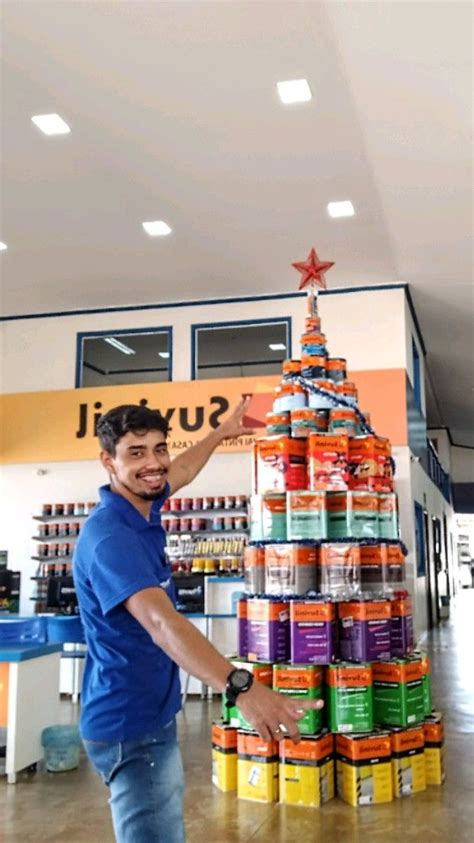 árvore de natal latas de tinta Suvinil Lata de tinta Arvore de