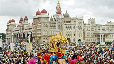 Mysore Dussehra 2024: Dates, Highlights, Attractions & How To Reach ...