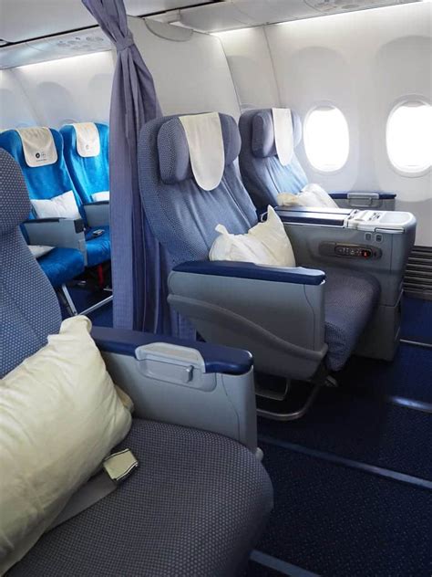 REVIEW: China Southern - Business Class - A321 - Guangzhou CAN to ...