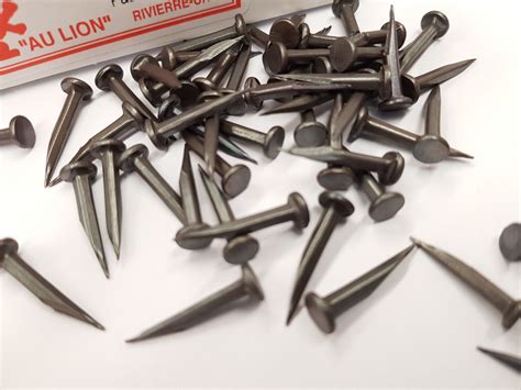 Lion Upholstery Tacks 25mm 500 Approx Blue Steel Improved 500g Box Of Nails