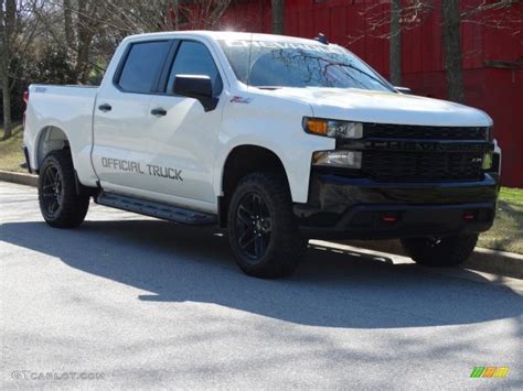 Summit White Chevrolet Silverado Custom Z Trail Boss Double