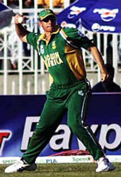 Jacques Kallis in bowling action | ESPNcricinfo.com