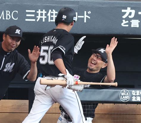 【ロッテ】吉井監督「アウトだったら監督がすっとこどっこい」好調角中に代打石川慎吾送ったわけ プロ野球写真ニュース 日刊スポーツ