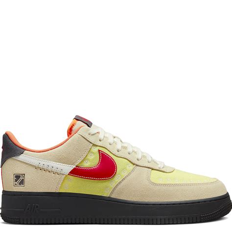 Nike Air Force 1 07 Somos Familia Pluggi