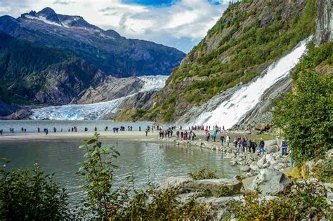 Best Hikes in Juneau, Alaska: Waterfall and Glacier Hiking Trails - Thrillist