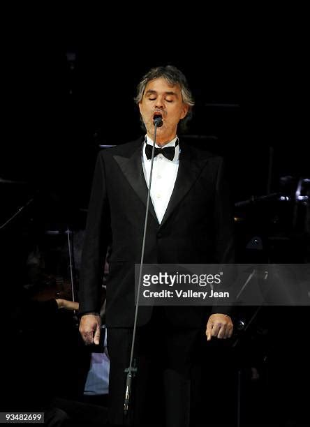 48 Andrea Bocelli In Concert At Bank Atlantic Center Photos And High Res