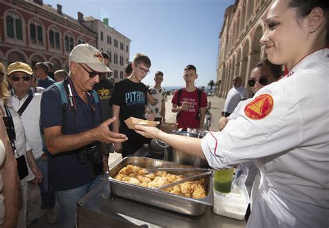 Slobodna Dalmacija Otvorena Gastro Manifestacija U Splitu Dijelile