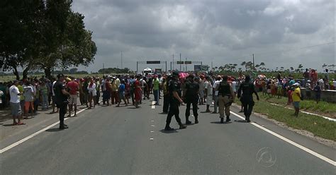 G Ap S Oito Horas De Protesto Mst Libera Rodovias Federais Na