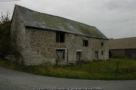 Former Church House Farm Llandeilo Philip Halling Cc By Sa 2 0