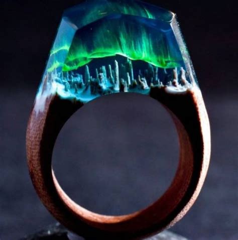 Pin By Pintyo On Kszerek Szakaszolva Aurora Borealis Rings Resin