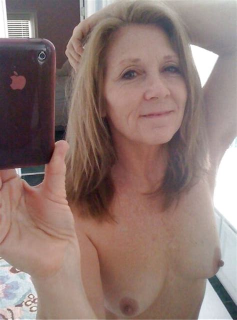 Swinging Tits B Porn Pic