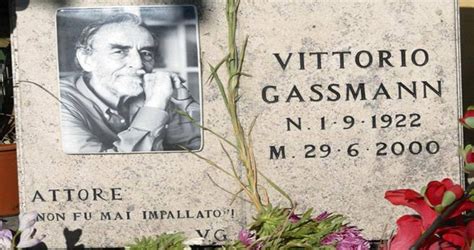 Il Mattatore Vittorio Gassman Il Teatro Il Cinema La Scrittura E