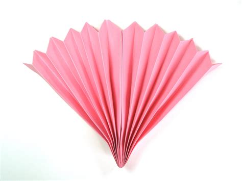 how to make a paper fan