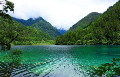 Jiuzhaigou National Park - Natural Reserve in Sichuan, China | Trip Ways