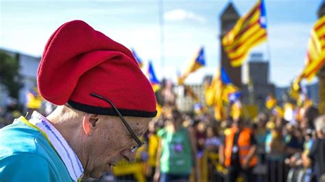 Diada El Independentismo Cumple Con Profesionalidad Pero Sin Euforia