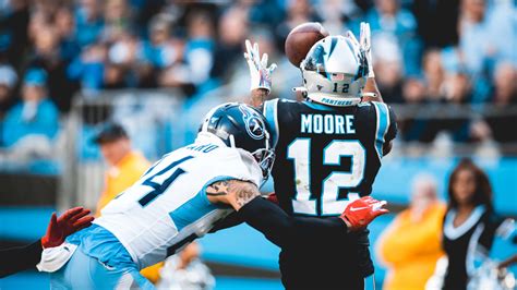 Highlight Dj Moore Shows Off Amazing Toe Tap To Haul In Deep Sideline Grab